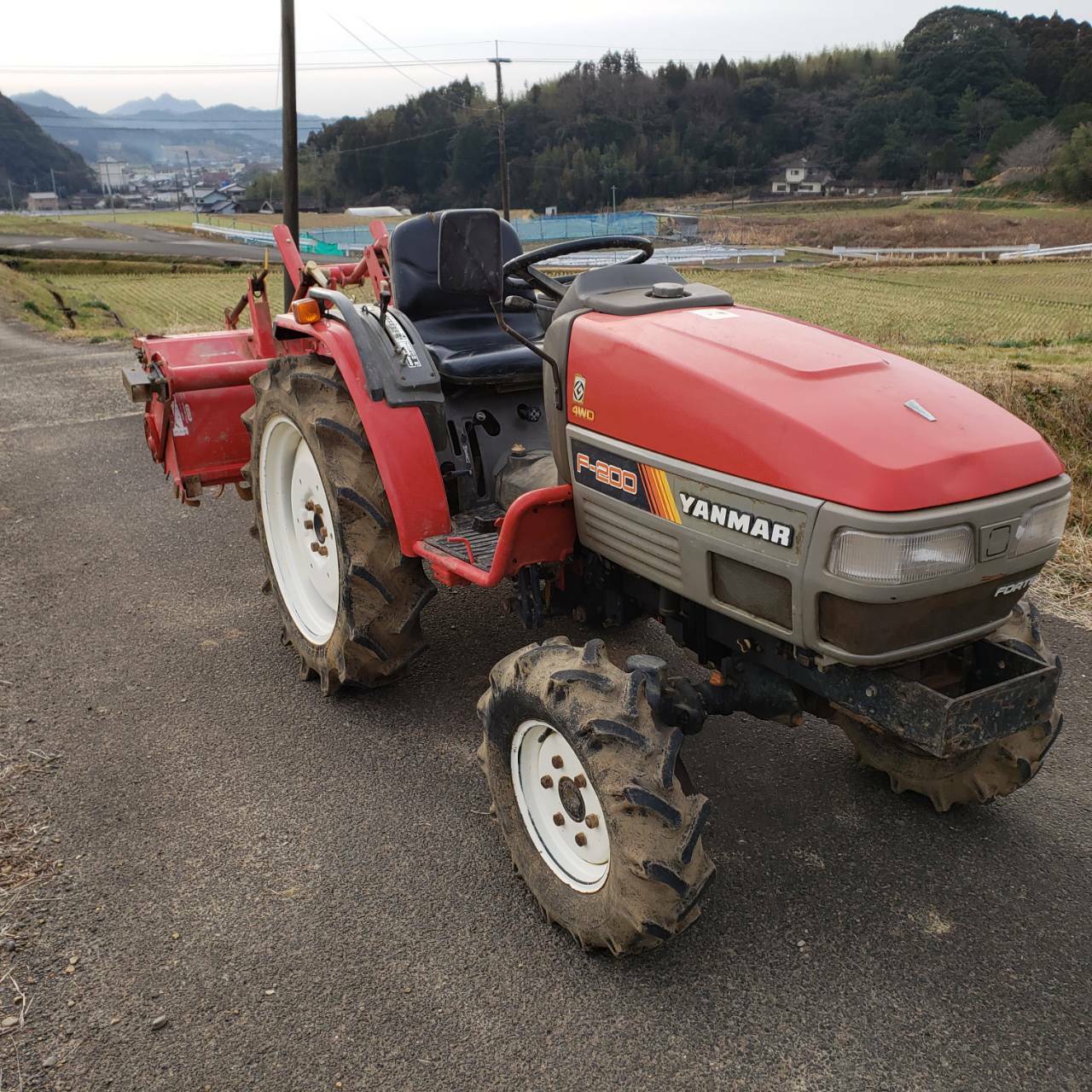 佐賀県ヤンマー　トラクター　F-200