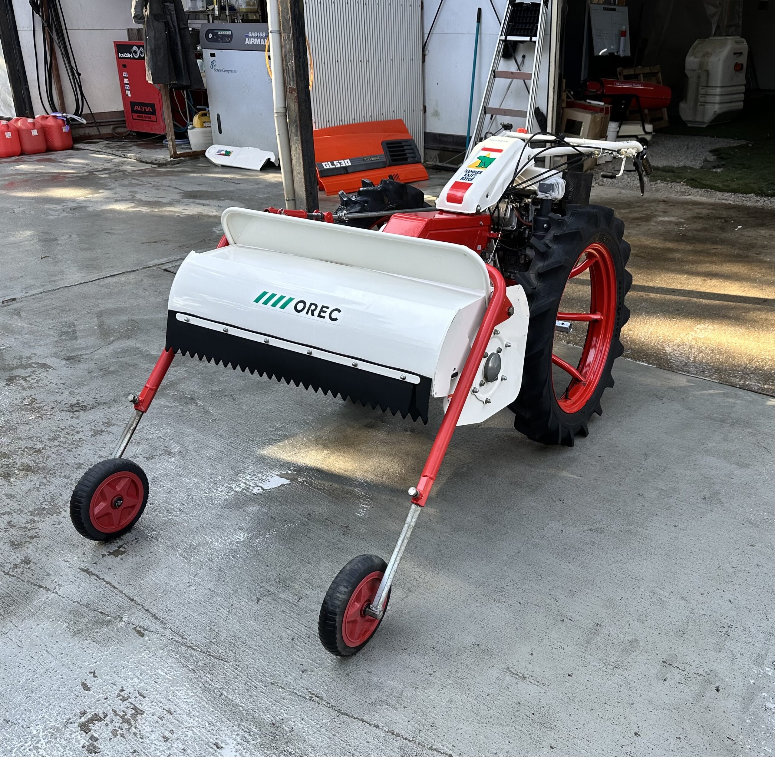 宮崎県オーレック　草刈り機　HRT802X