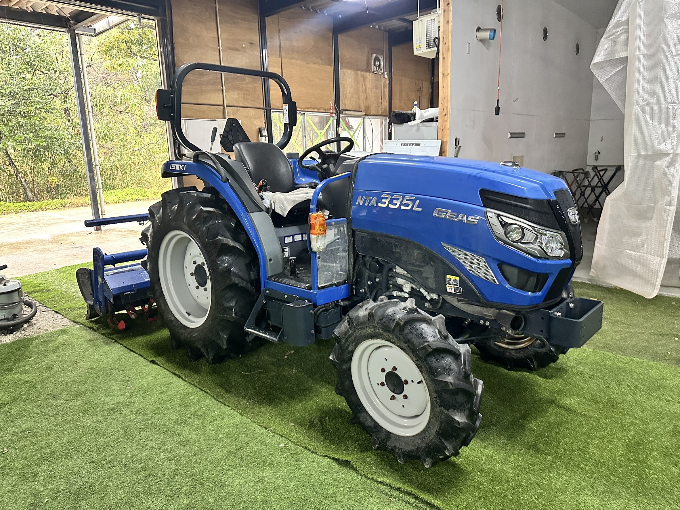 宮崎県イセキ　トラクター　NTA335L