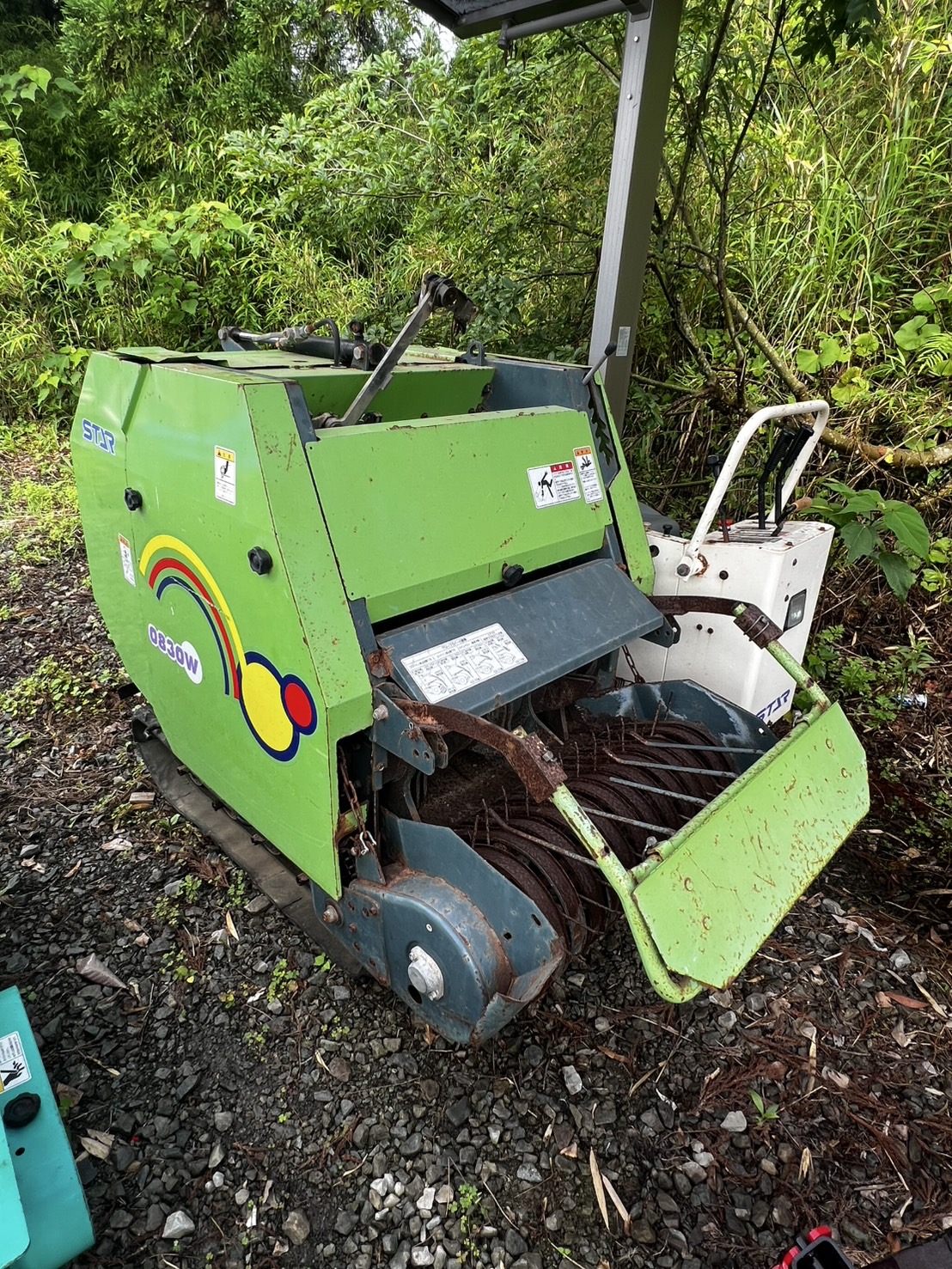 宮崎県スター　自走ロールベーラー　JCR830W