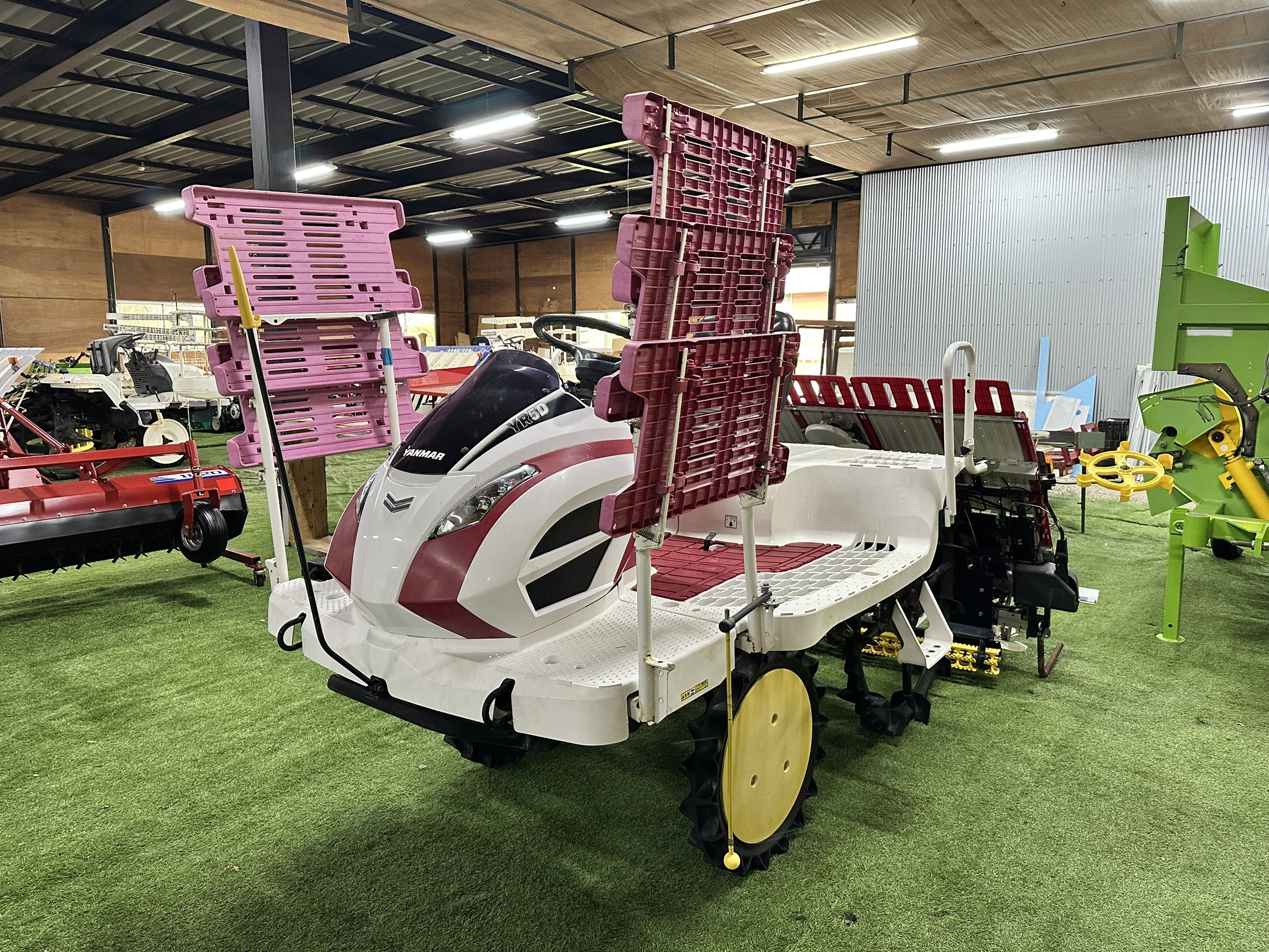 ヤンマー　田植え機　YR5D